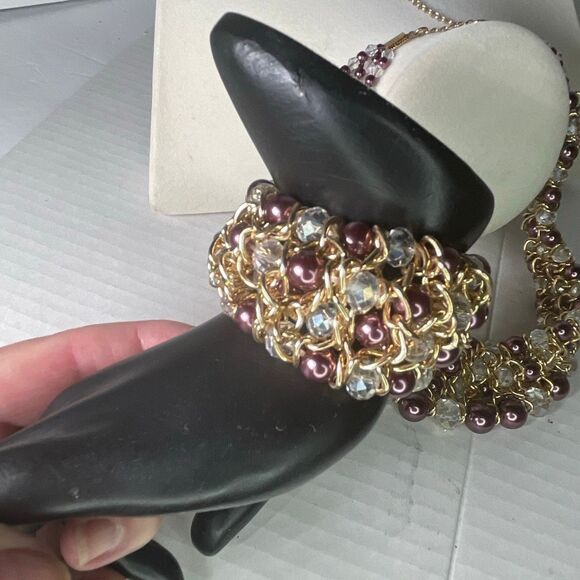 Vintage Skyline Collection Plum & Pearl choker collar statement set. - Picture 3 of 11